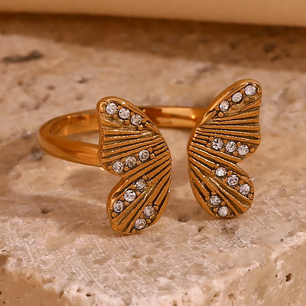 Elegant Butterfly Open Ring Stainless Steel 18K Gold Plated Rhinestone Adjustable Finger Ring For Women Fashion Jewelry Gift