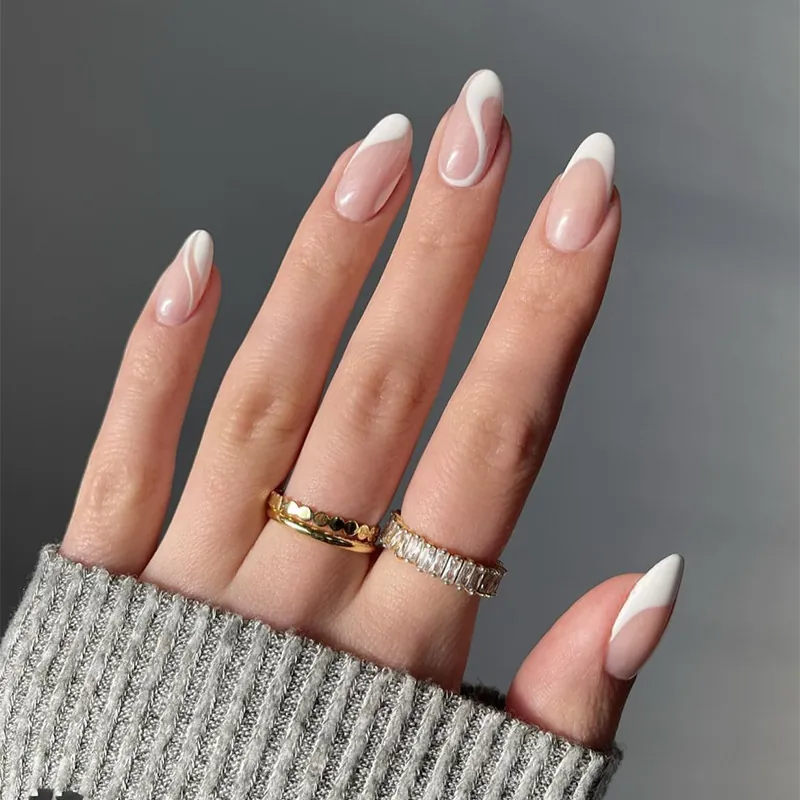 Unghie Finte Forma Mandorla Nude Rosa Bianco Linee Ondulate Francesi Minimalista Elegante Unghie Artificiali