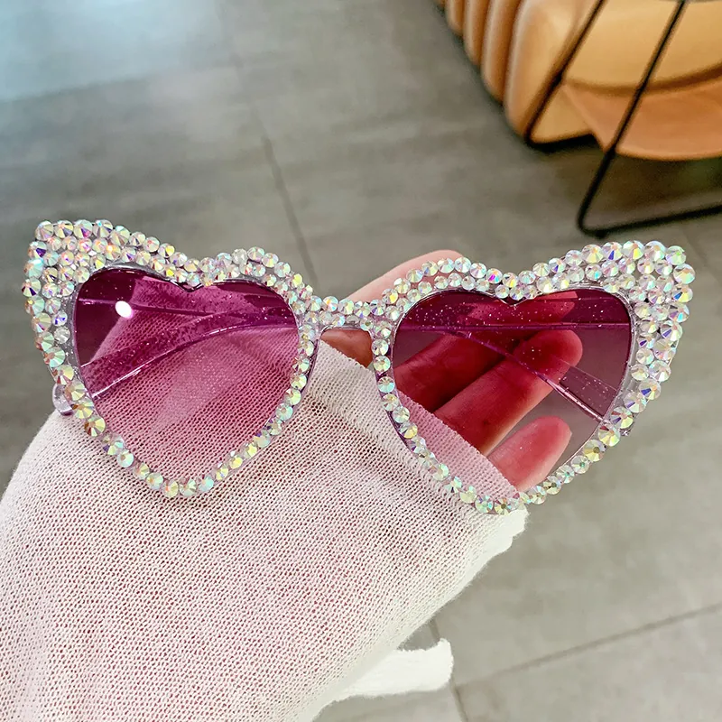 Occhiali Da Sole A Forma Di Cuore Oversize Montatura Con Strass UV400 Lenti Sfumate Retro Occhiali Da Festa Per Donna