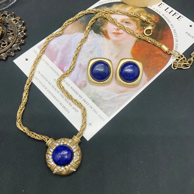 Vintage Western Retro Necklace And Earrings For Women Round Blue Stone Pendant Gold Plated Copper Rhinestone Antique Style