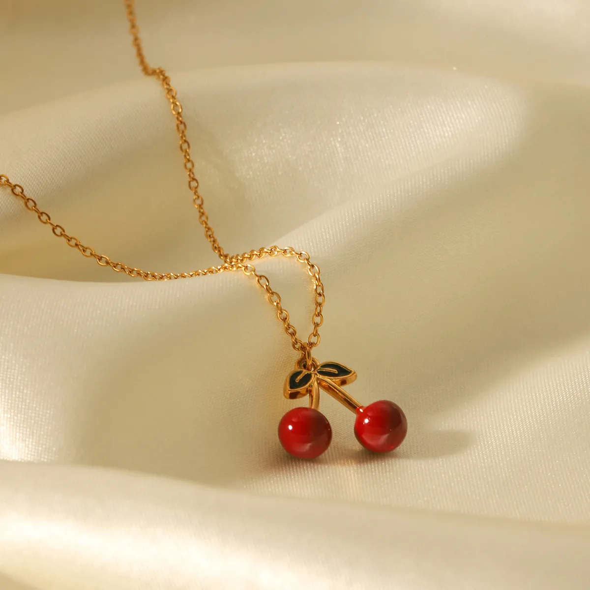 Collana Con Pendente Ciliegia In Smalto Acciaio Inossidabile Placcato Oro 18K Gioielli Di Moda Per Donna