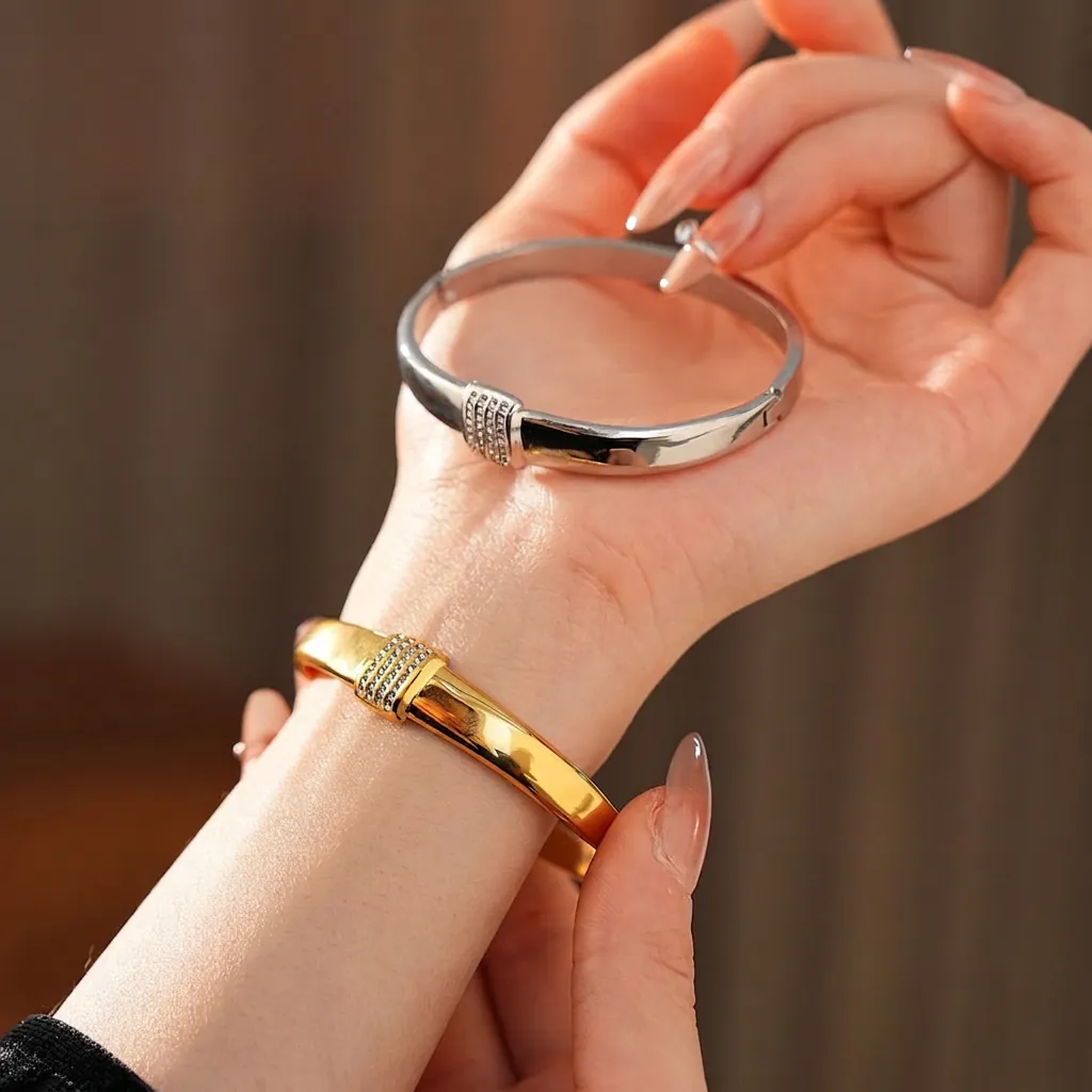 Titanium Steel Bangle Bracelet For Women Geometric Square Round Zircon Pave High Polish Minimalist Luxury Jewelry
