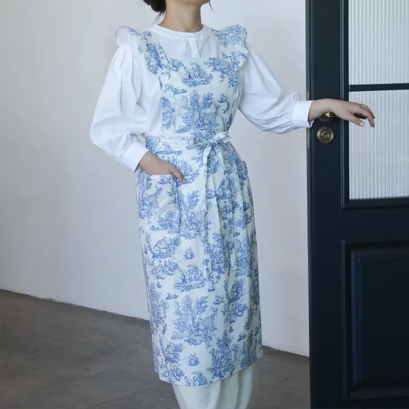 French Retro Toile De Jouy Print Cotton Apron With Ruffle Shoulders Water Repellent Kitchen Cooking For Women