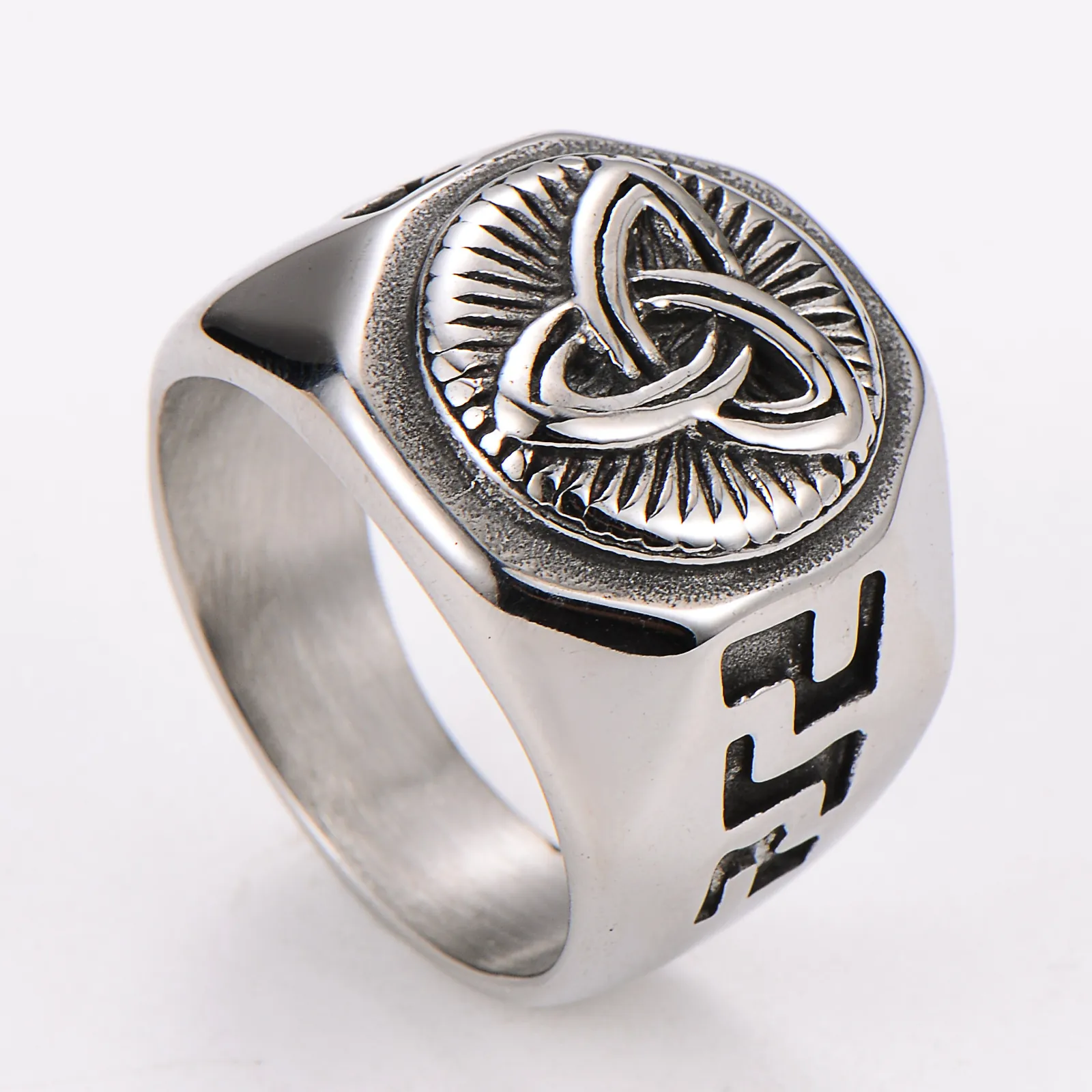 Men Retro Punk Ring 304 Stainless Steel Celtic Knot Triquetra Carved Hip Hop Viking Style Jewelry