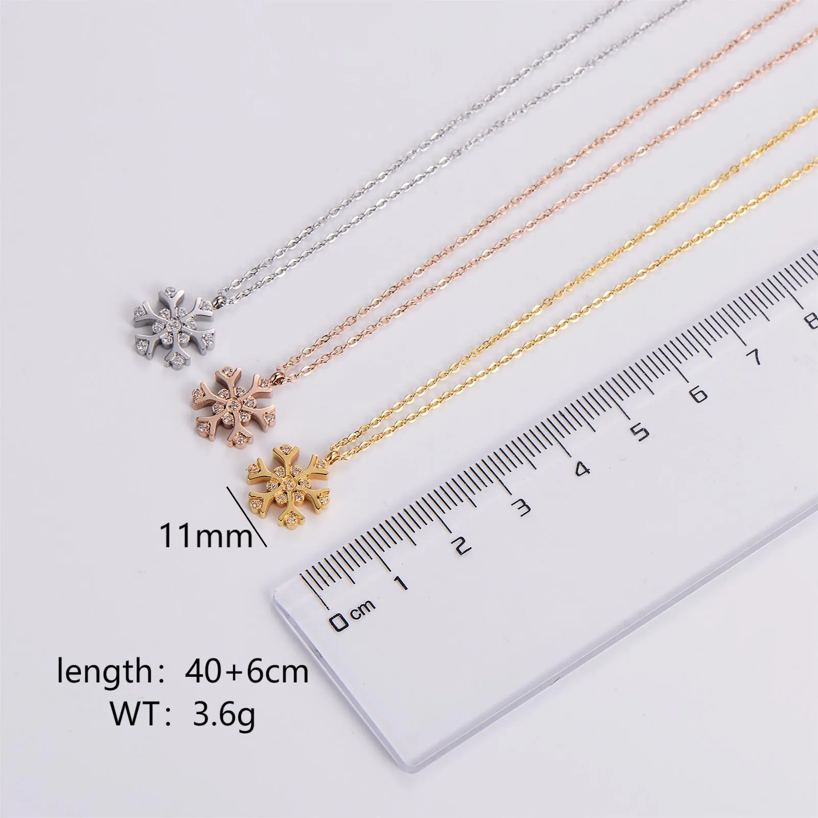 Snowflake Pendant Necklace 316L Stainless Steel Zircon Inlaid Simple Elegant Fashion Jewelry Gift For Women