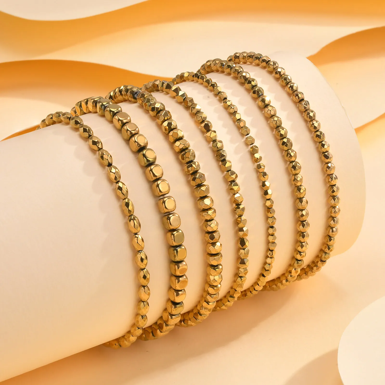 Minimalist Hematite Gold Plated Beaded Bracelet For Women Faceted Beads Stackable Jewelry Simple Elegant Hand Accessory Gift