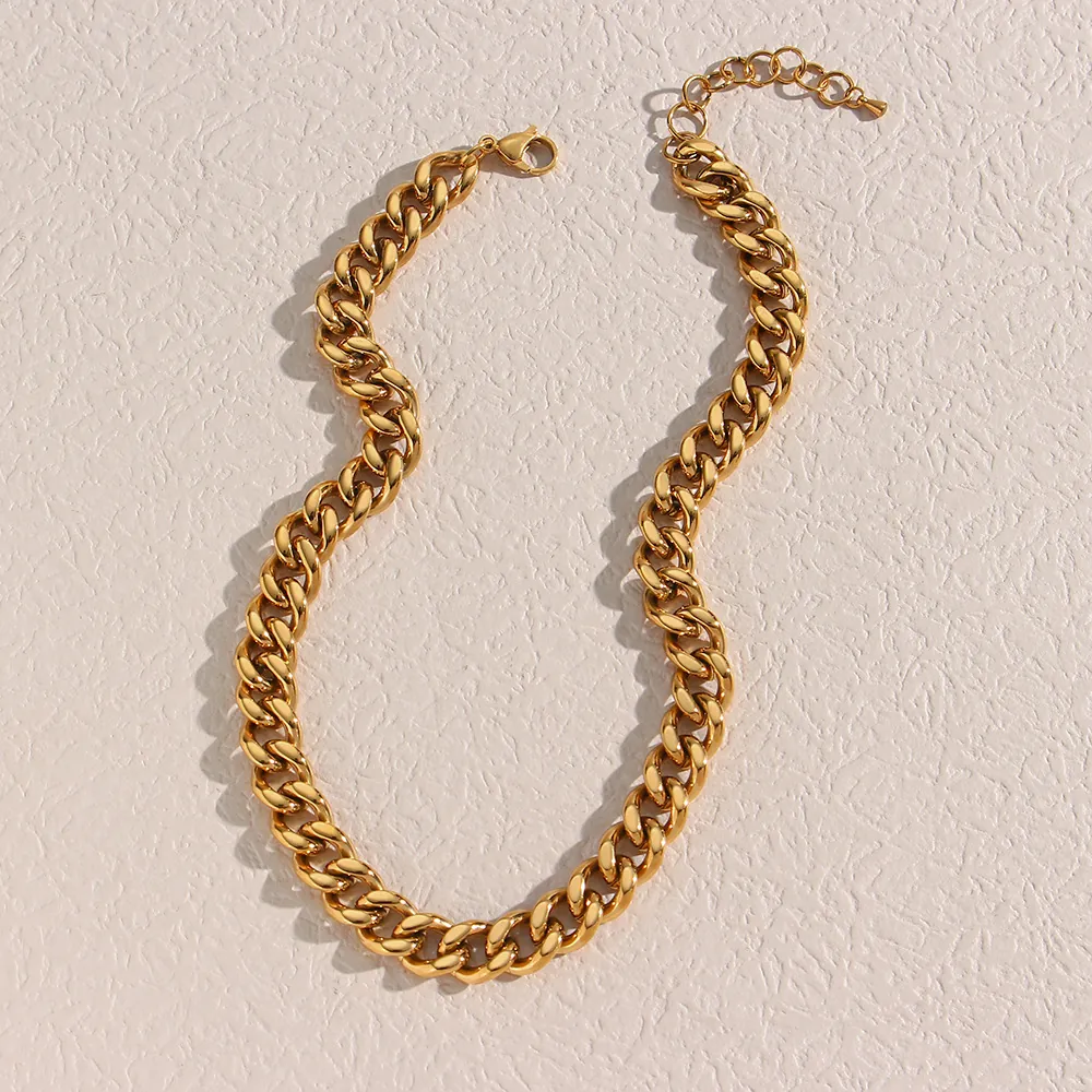 Women Wide Chunky Cuban Chain Necklace Stainless Steel Gold Plated Exaggerated Fashion Commuter Clavicle Link Chain Jewelry