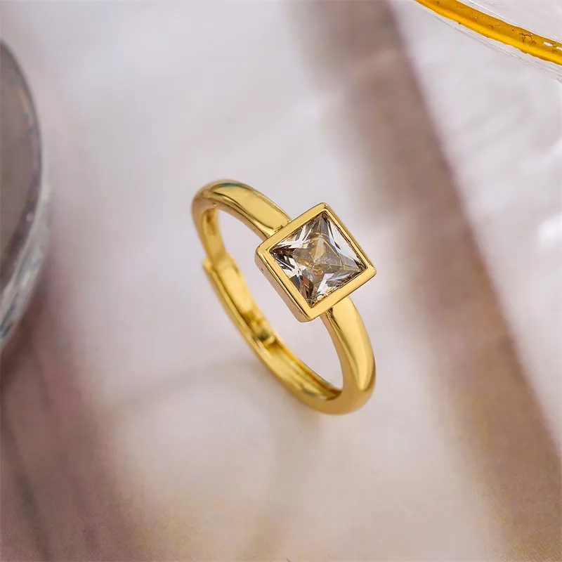 Bague En Cuivre Plaqué Or Géométrique Mode Micro Pavé Zircone Cubique Bande Ouverte Réglable Bijou Minimaliste Pour Femme