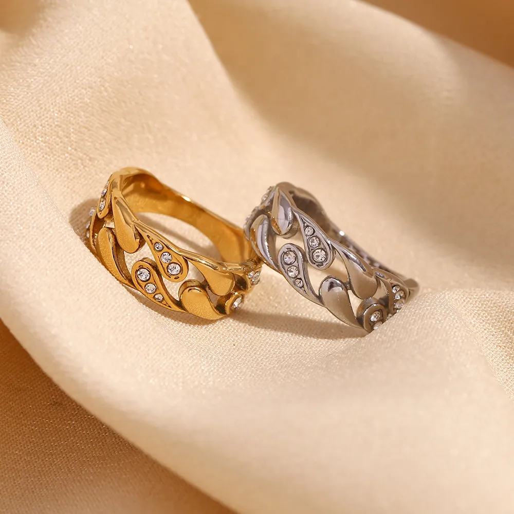 Stainless Steel Ring 18K Gold Plated Water Drop Hollow Design Zircon Fashion Jewelry For Women