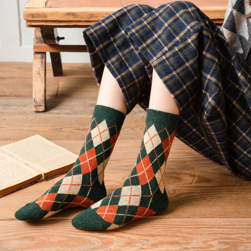 Women Retro Argyle Crew Socks Wool Blend Thickened Warm Vintage Japanese Style Breathable Soft Knit Mid Tube