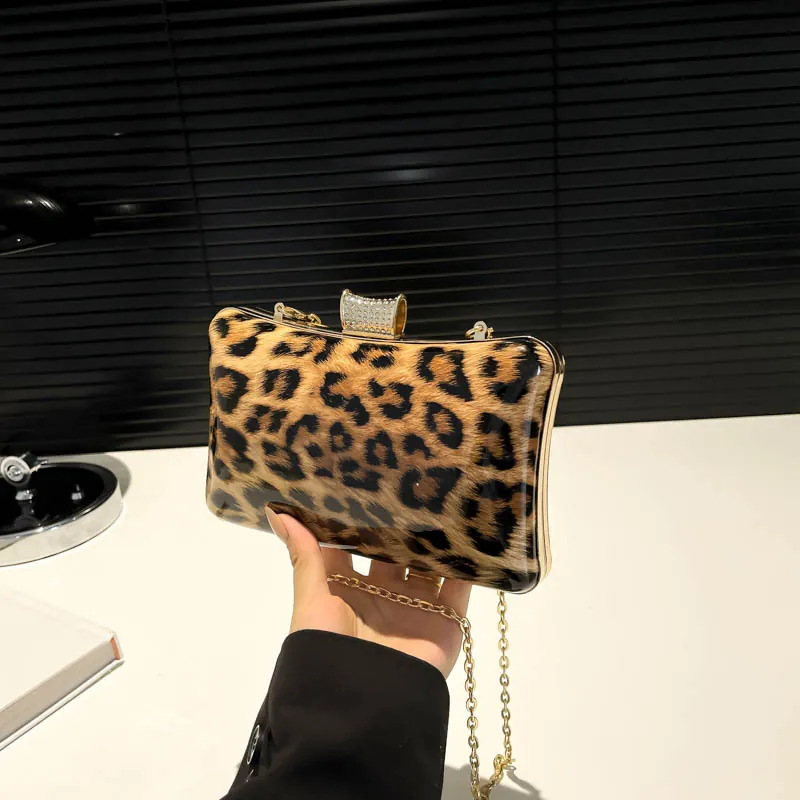 Leopard Print Evening Clutch Bag With Rhinestone Clasp And Metal Chain Strap Fashion Hard Shell Box Bag For Women