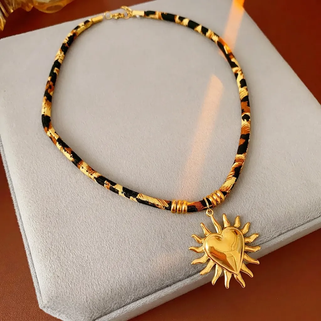 Collana Con Ciondolo A Cuore Sole Vintage Tessuto Leopardato Cordino Acciaio Inossidabile Etnico Boho Gioielli Per Donna
