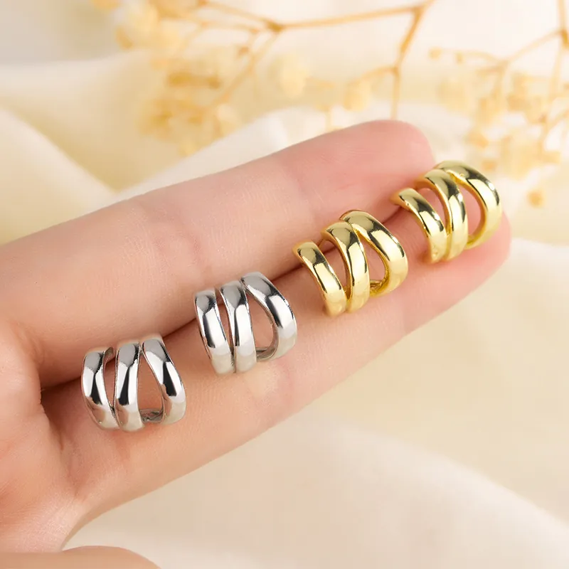 Pendientes De Aro Triple Círculo Minimalistas Geométricos Cobre Con Poste De Plata De Ley 925 Para Mujeres