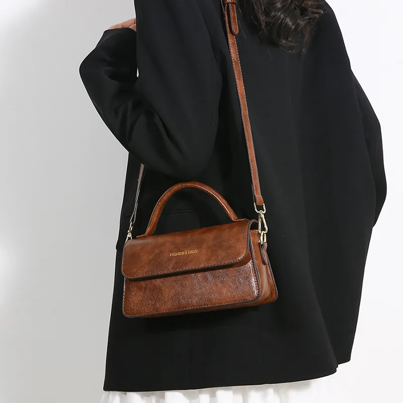 Borsa A Tracolla Vintage In Pelle PU Donna Manico Superiore Borsa Quadrata Piccola Retro Tracolla Regolabile Fibbia Dorata