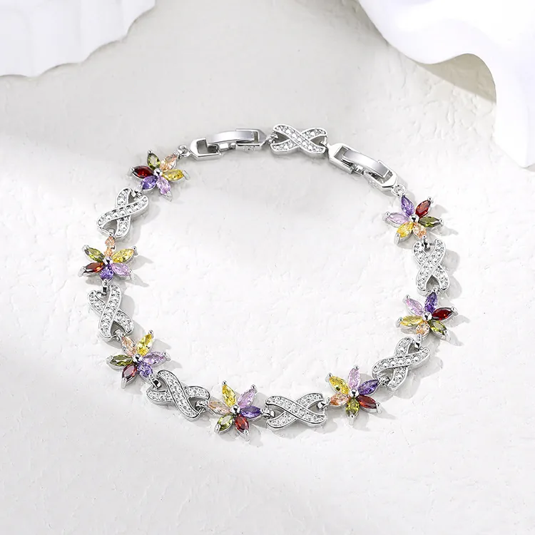 Elegante Bracciale a Fiori in Zirconia per Donna Moda Floreale Colorato in Ottone con Pietre Incastonate Bracciale a Maglia