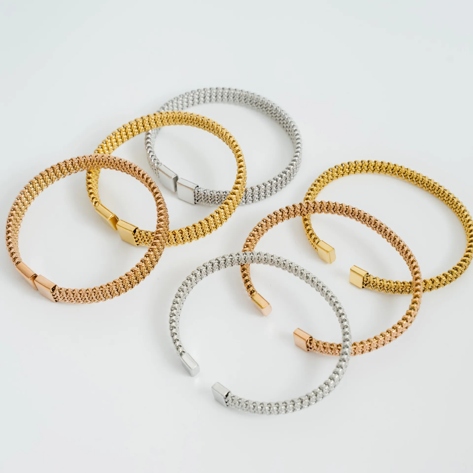 Bracciale A Maglia Intrecciata Acciaio Inossidabile Trecciato Texture Spirale Gioielli Moderni Eleganti Da Donna