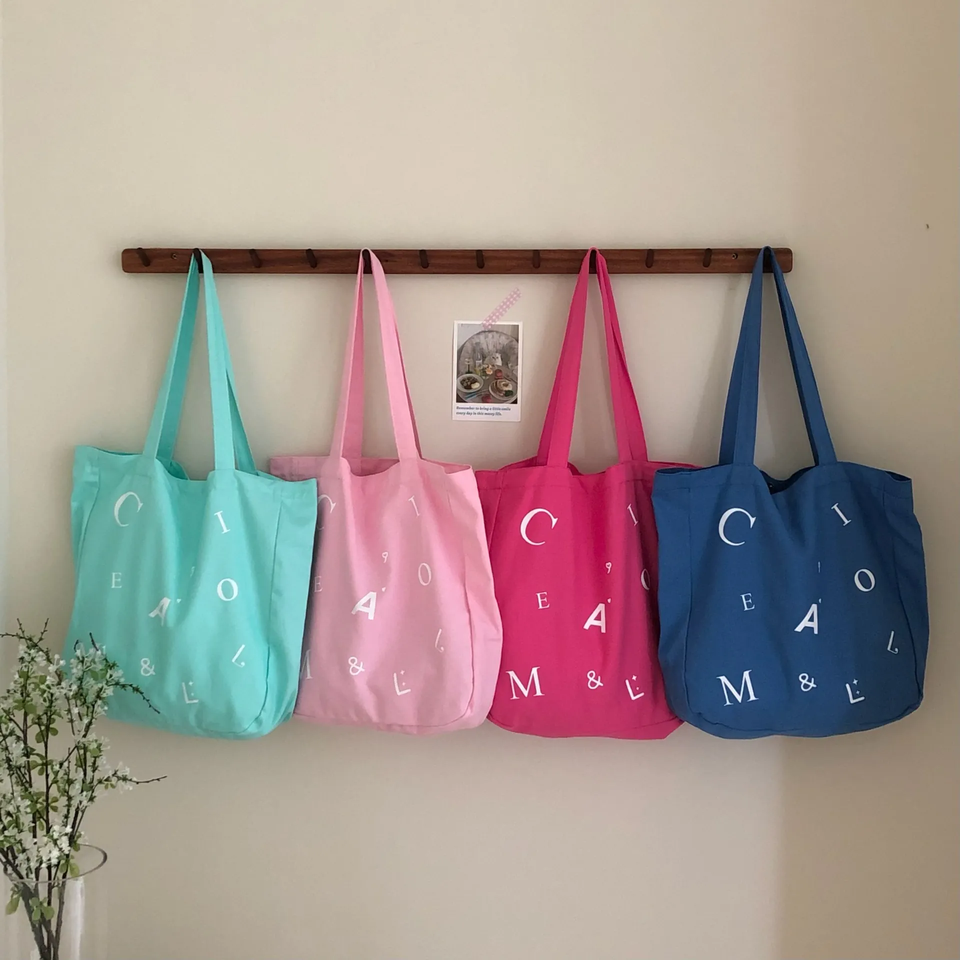Große Kapazität Leinwand Tragetasche Buchstaben Druck Schulterhandtasche Für Pendeln Einkaufen Damen Lässig