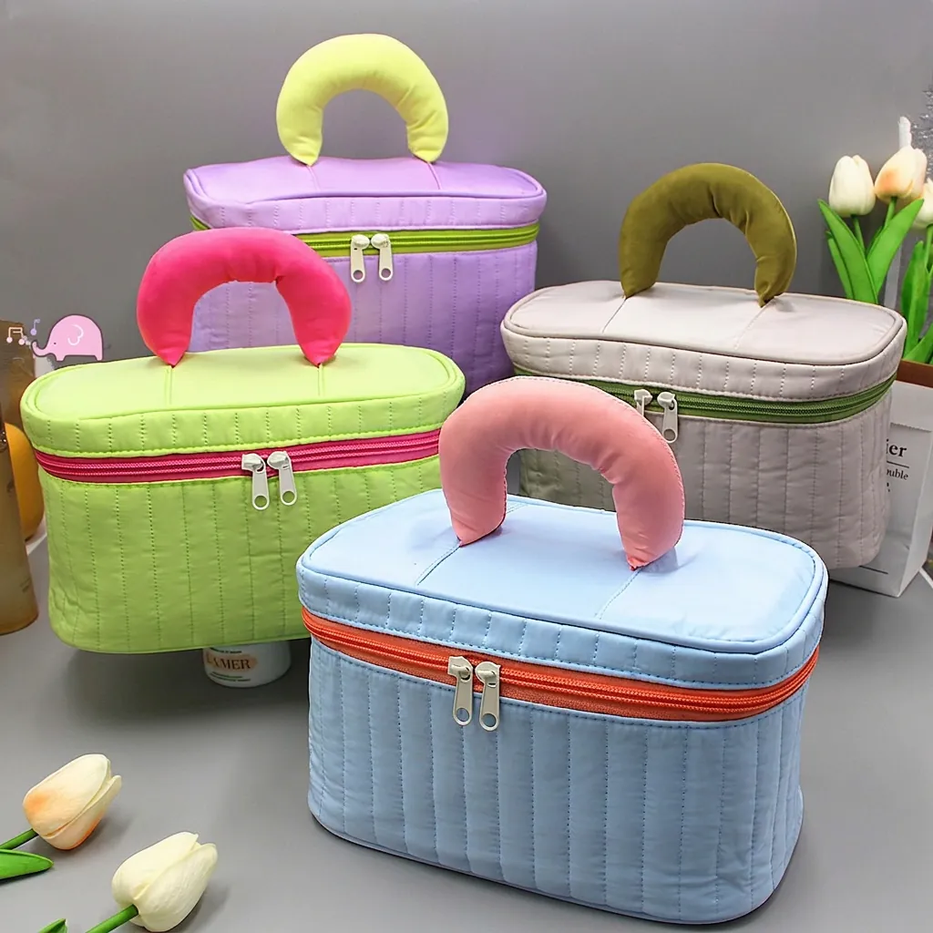Quilted Cosmetic Bag Nylon Portable Large Capacity Zippered Travel Daily Makeup Storage Candy Color Ins Style Women