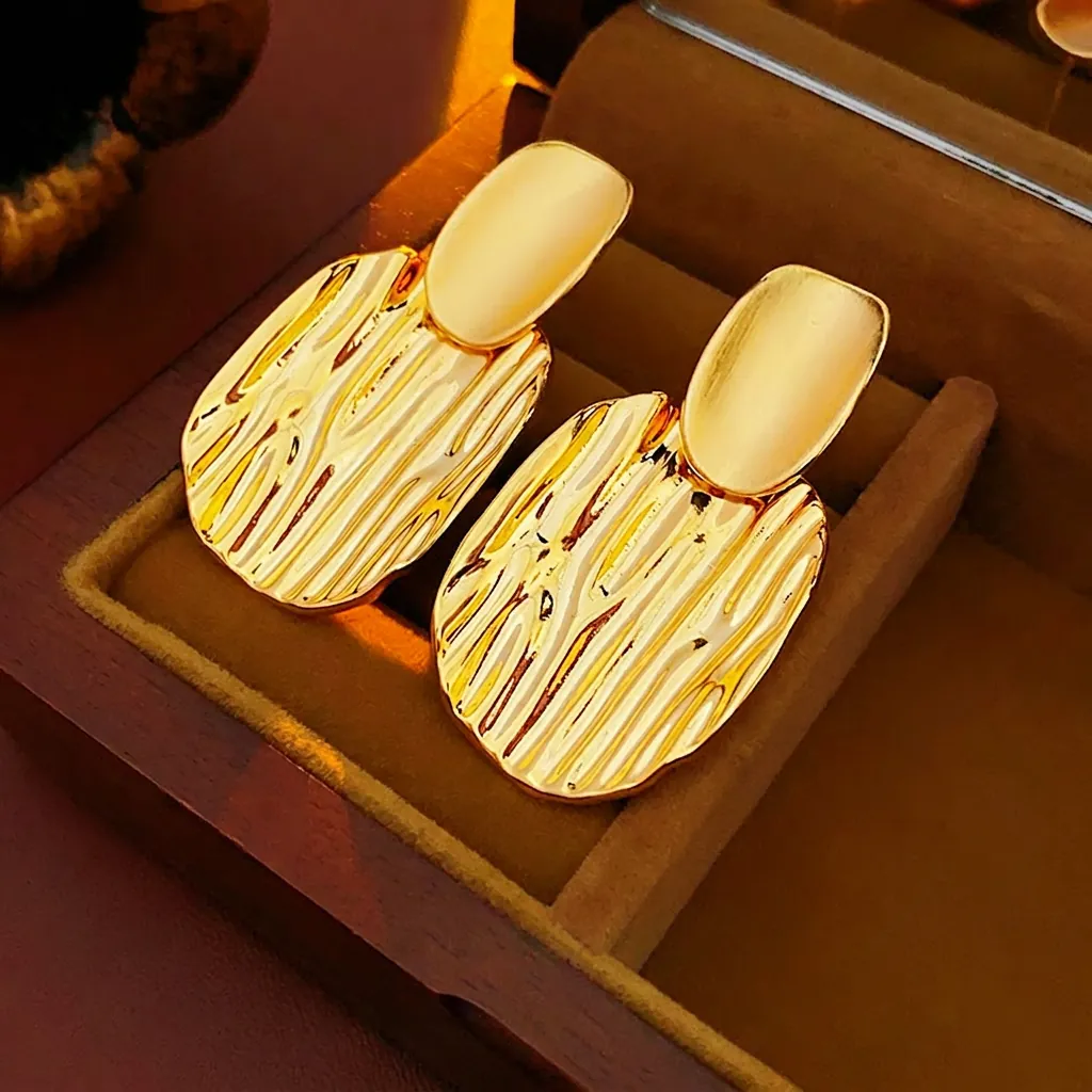 Boucles D'oreilles Pendantes Géométriques Exagérées Alliage Métal Texturé Bijoux Mode Rétro Pour Femmes Avec Silver Earring Post