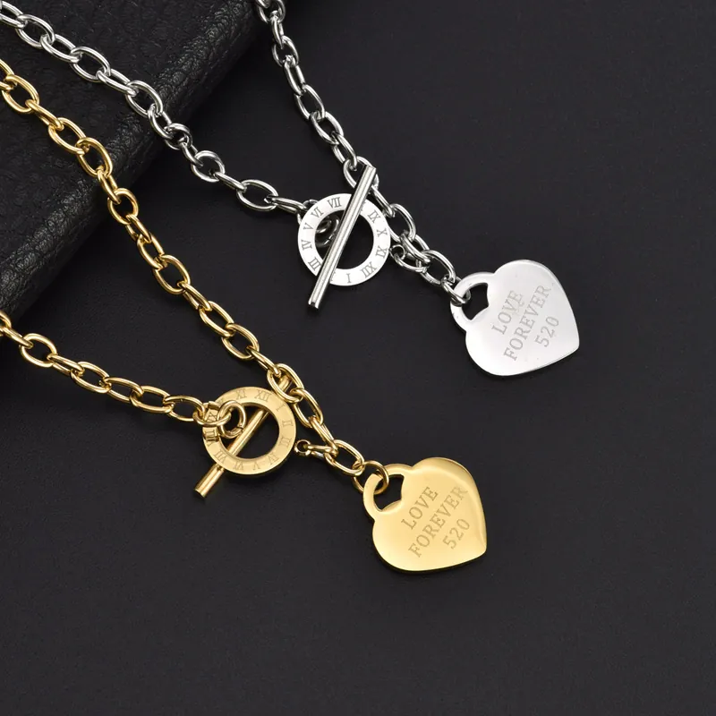 Collier Bracelet Pendentif Coeur Acier Inoxydable Fermoir OT Chiffres Romains Gravés Bijoux Hip Hop Punk