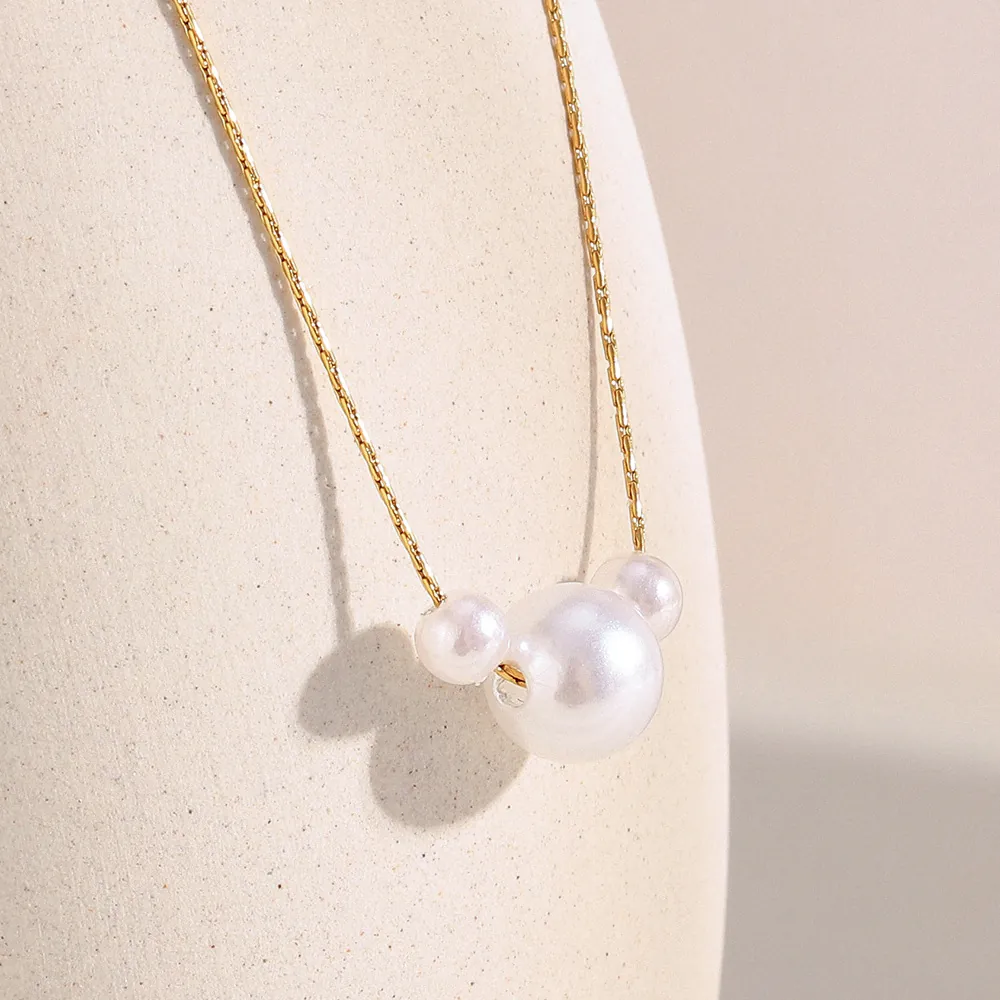 Stainless Steel 18K Gold Plated Necklace With Imitation Artificial Pearls Minimalist Triple Artificial Pearl Pendant Elegant Jewelry For Women