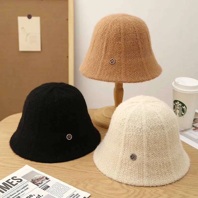 Women Knitted Bucket Hat Plush Fuzzy Warm Winter Autumn Japanese Style Fisherman Hat With Metal Logo Decoration