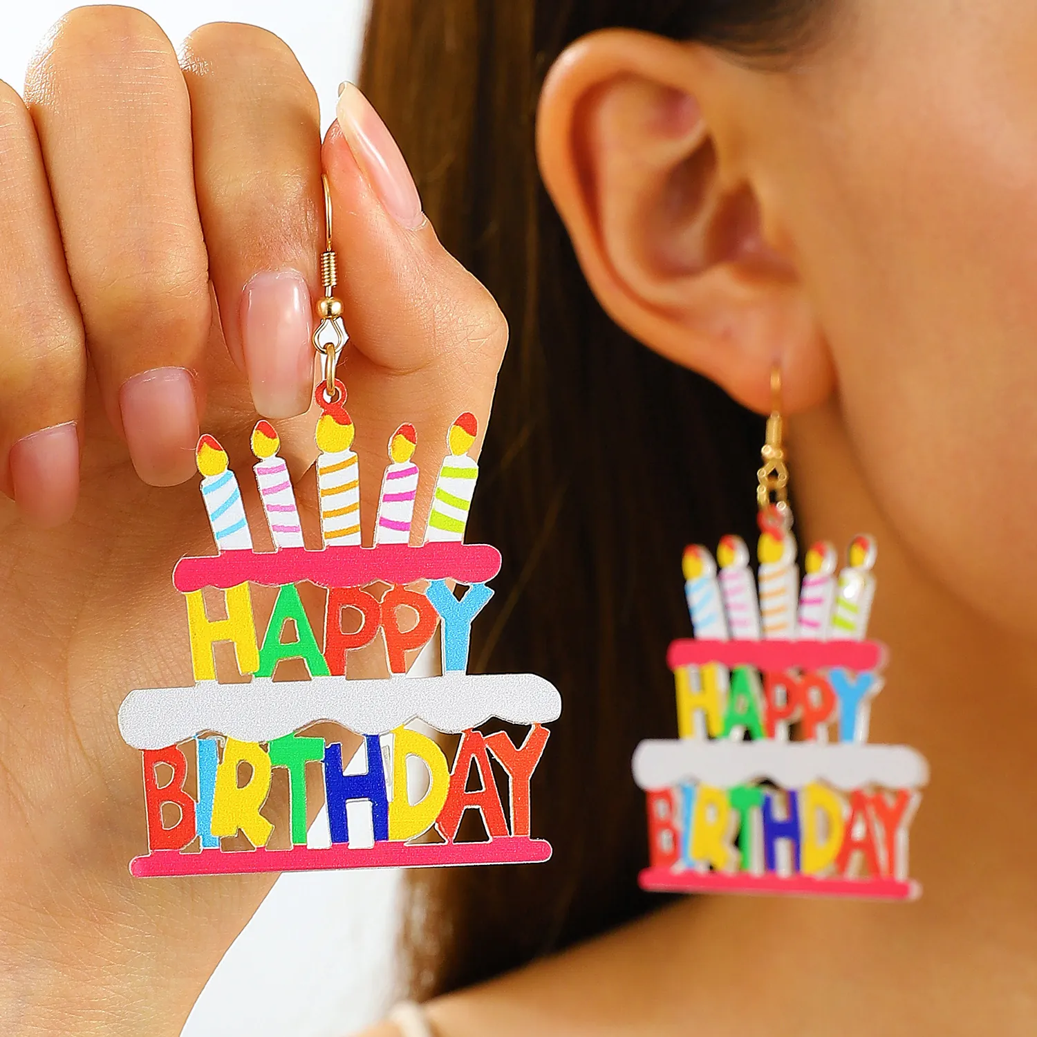 Boucles d'Oreilles Pendantes Gâteau d'Anniversaire Coloré avec Bougies Bijoux en Acrylique pour Femmes