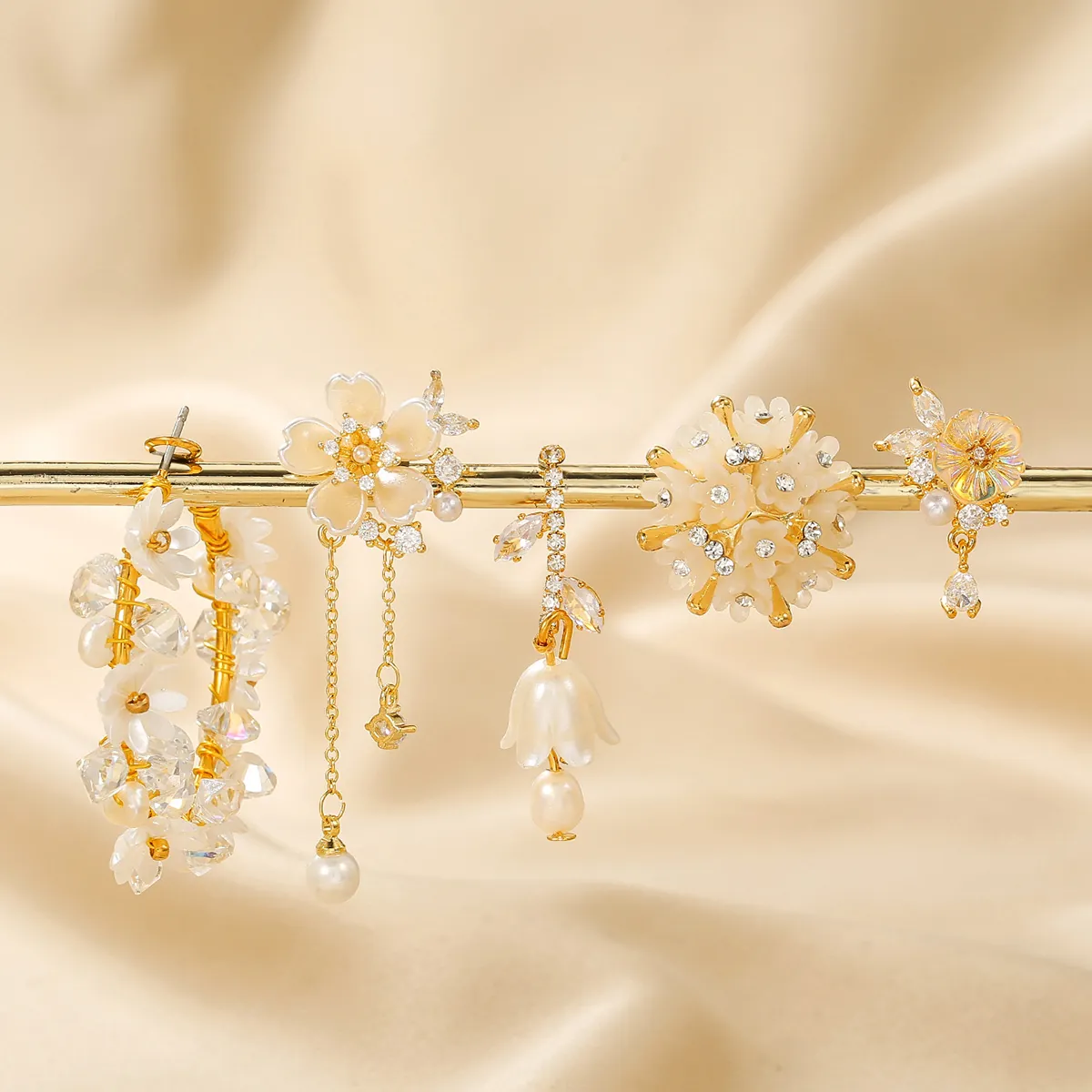 Flower Earrings 18K Gold Plated Copper With Artificial Pearl Zircon Resin Petals Sweet Elegant Dainty For Women