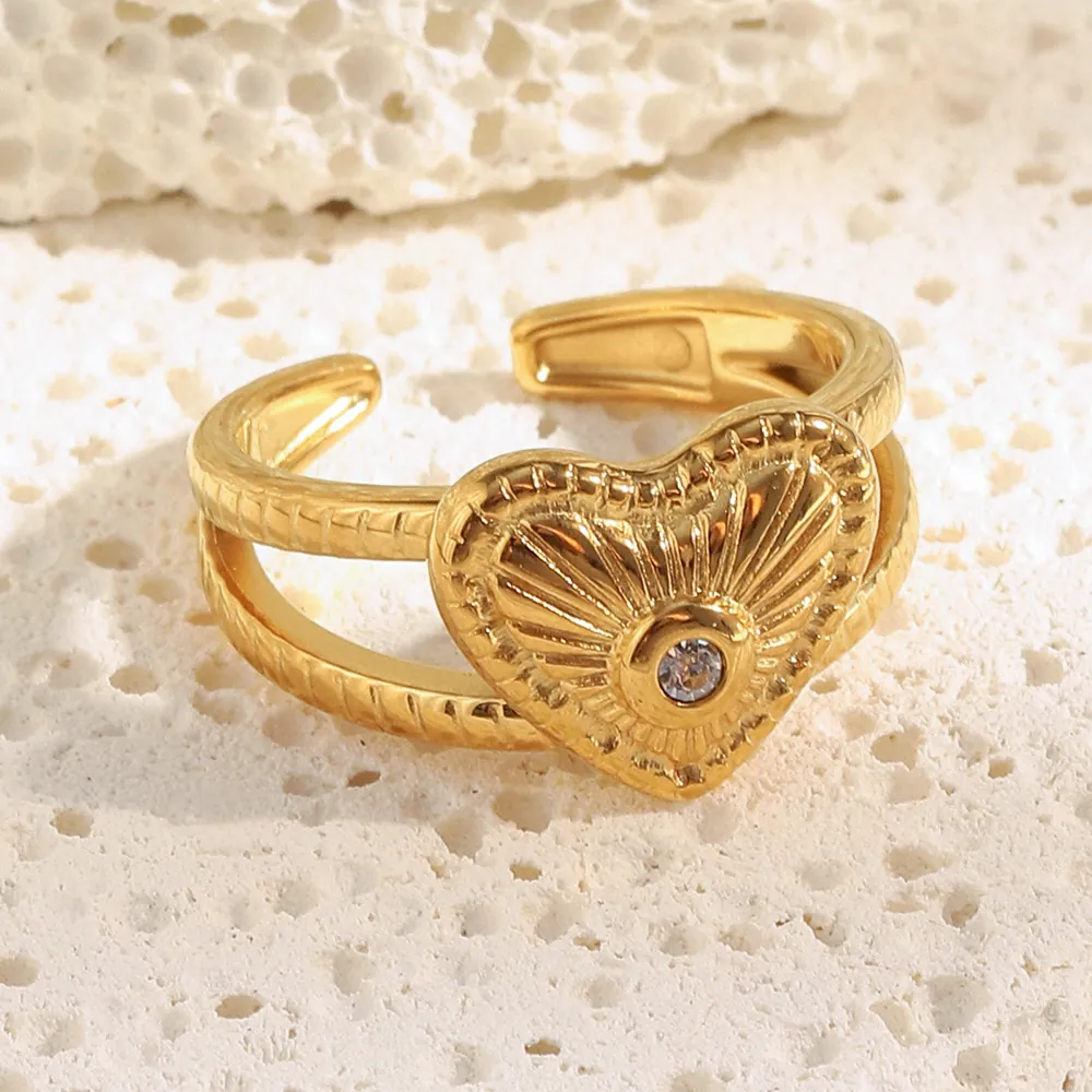 Bague Ouverte Cœur Vintage Plaqué Or 18K Acier Inoxydable Avec Texture Rayon De Soleil Zircon Bijoux Pour Femmes
