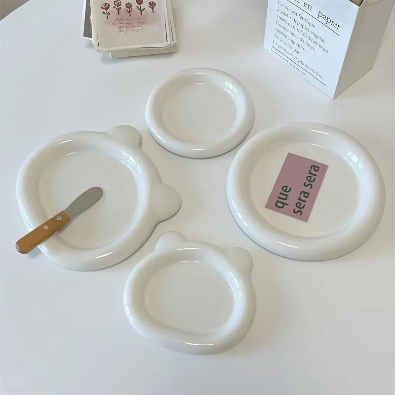 Ceramic Dessert Plate White Minimalist Chubby Rounded Edge Tableware For Breakfast Snacks Bear Shape Decorative Tray