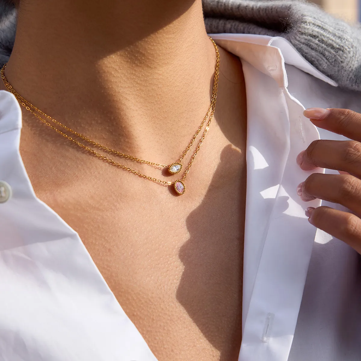 Collier Pendentif Marquise en Zirconia en Acier Inoxydable Plaqué Or 18K pour Femme Minimaliste Chaîne de Clavicule Bijoux