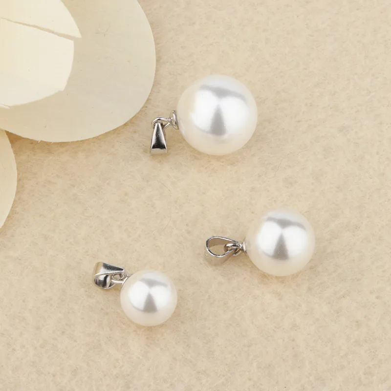 Runder Muschelperlen Anhänger Charm Mit 925 Sterling Silber Verschluss Für DIY Halsketten Schmuckherstellung Elegant Weiß