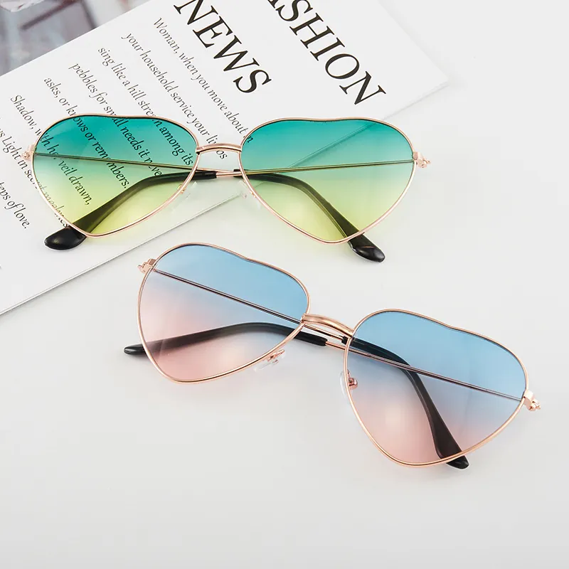 Heart Shaped Sunglasses Metal Frame Vintage Retro Gradient Lens UV400 Fashion Eyewear For Women