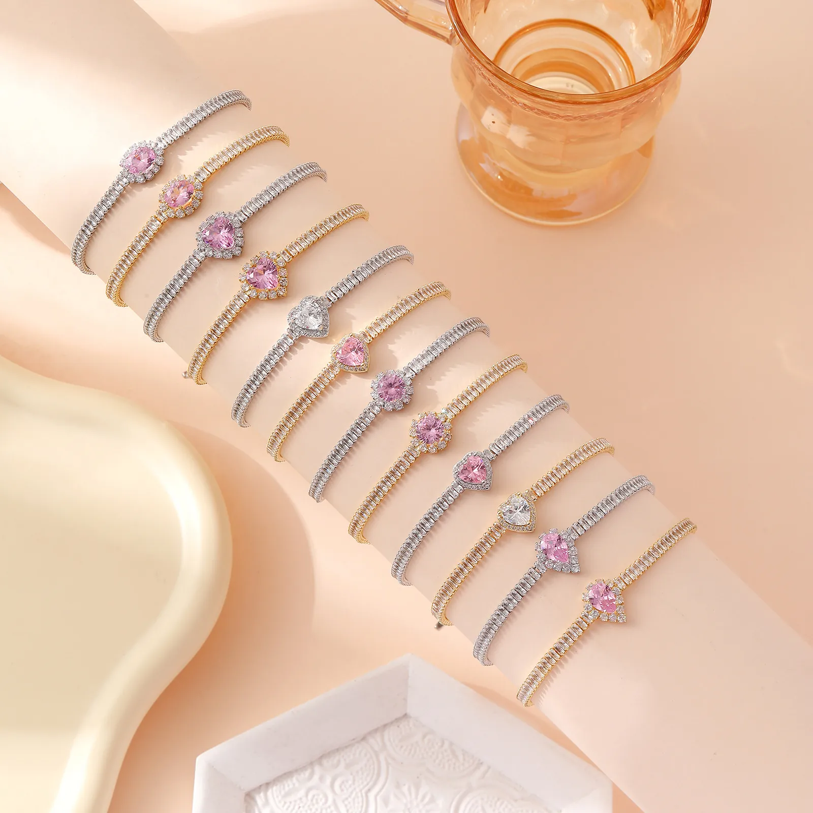 Exquisite Copper Rhinestone Bracelet For Women Heart Water Drop Shaped Pink White Crystal Light Luxury Adjustable Fashion Jewelry