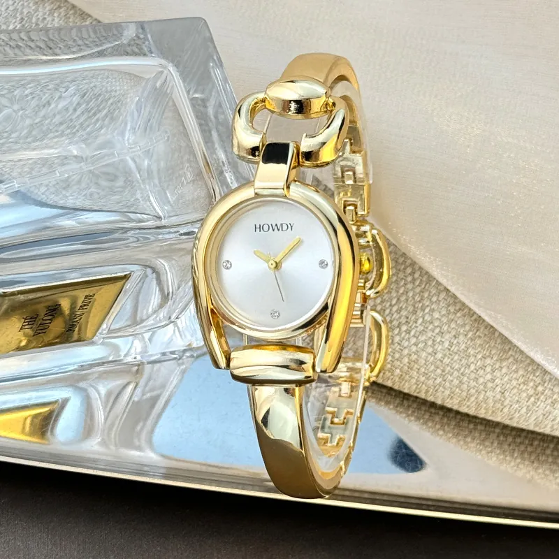 Simple Gold Women's Quartz Watch Horsebit Buckle Alloy Bangle Strap Elegant Fashion Dress Wristwatch for Ladies Accessories