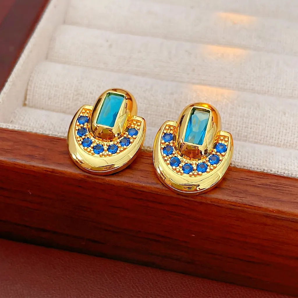 Boucles D'Oreilles À Puce En Cuivre Plqué Or Style Palais Vintage Avec Pierre Rectangulaire En Zircon Bleu