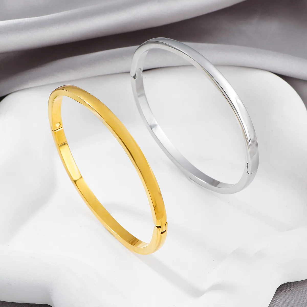 Minimalist Polished Stainless Steel Bangle Bracelet For Women Curved Hinge Buckle Mirror Finish Sleek Jewelry