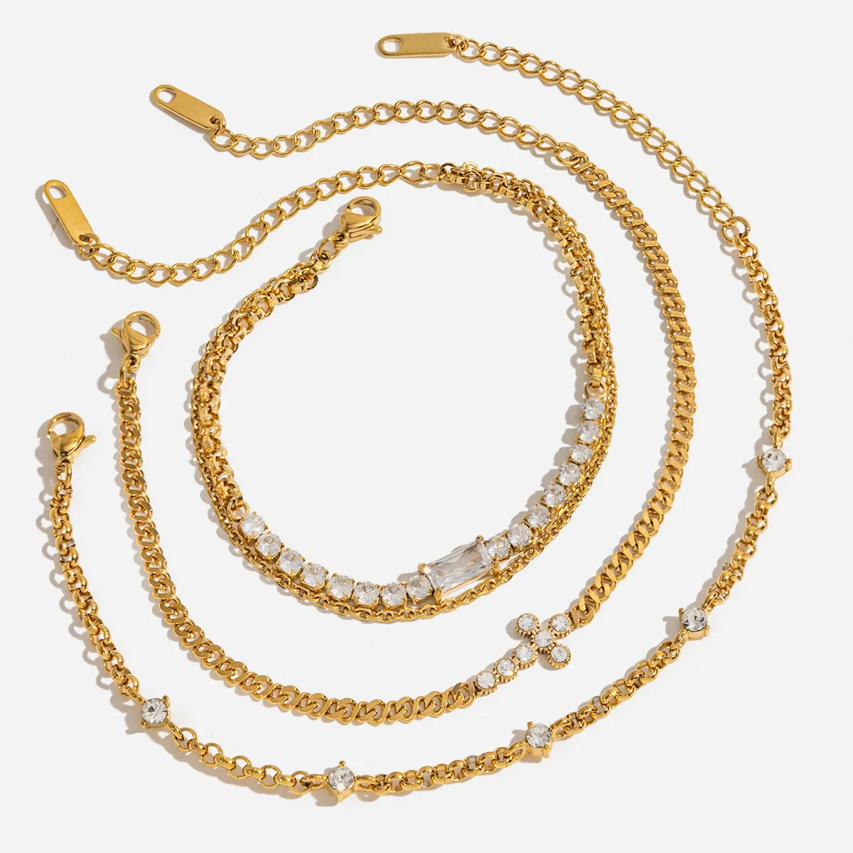 Bracelet Croix En Acier Inoxydable Plaqué Or 18K Avec Zircon Pour Femme Bijoux Élégants Minimalistes Étanche Ajustable