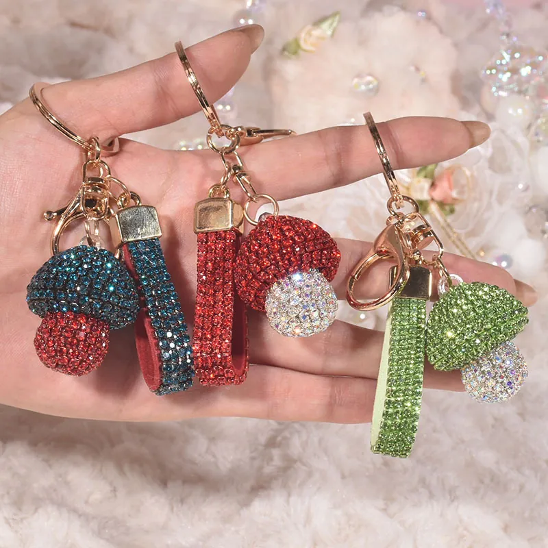 Sparkly Rhinestone Mushroom Keychain For Women Bag Charm Pendant With Crystal Studded Wristlet Strap Alloy Zinc Key Ring