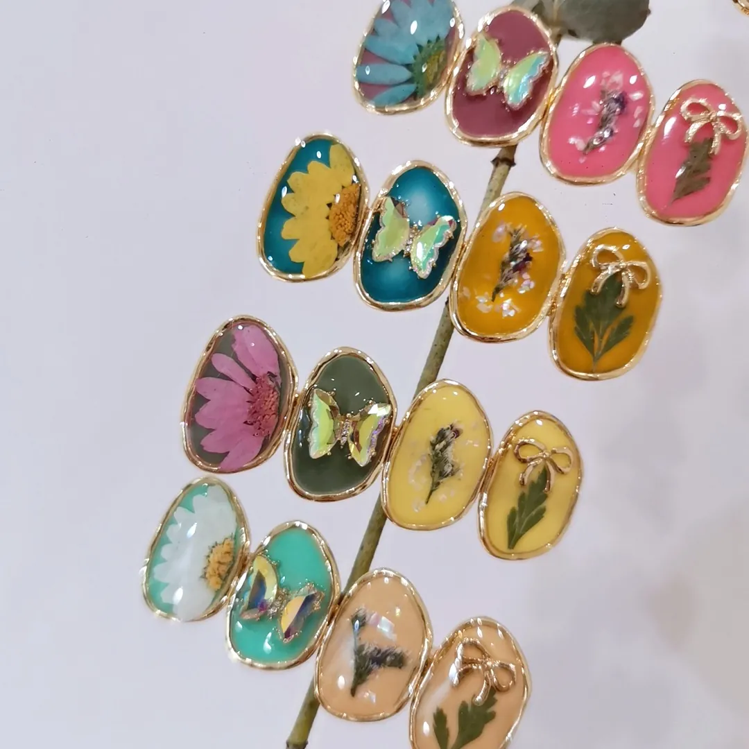 Handmade Morandi Color Dried Flower Resin Hair Clip Morandi Butterfly Floral Duckbill Clip Women Hair Accessories