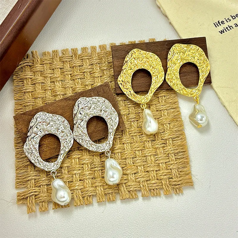 Alloy Artificial Baroque Pearl Drop Earrings Vintage Hammered Texture Irregular Hollow Geometric Long Dangle Jewelry For Women