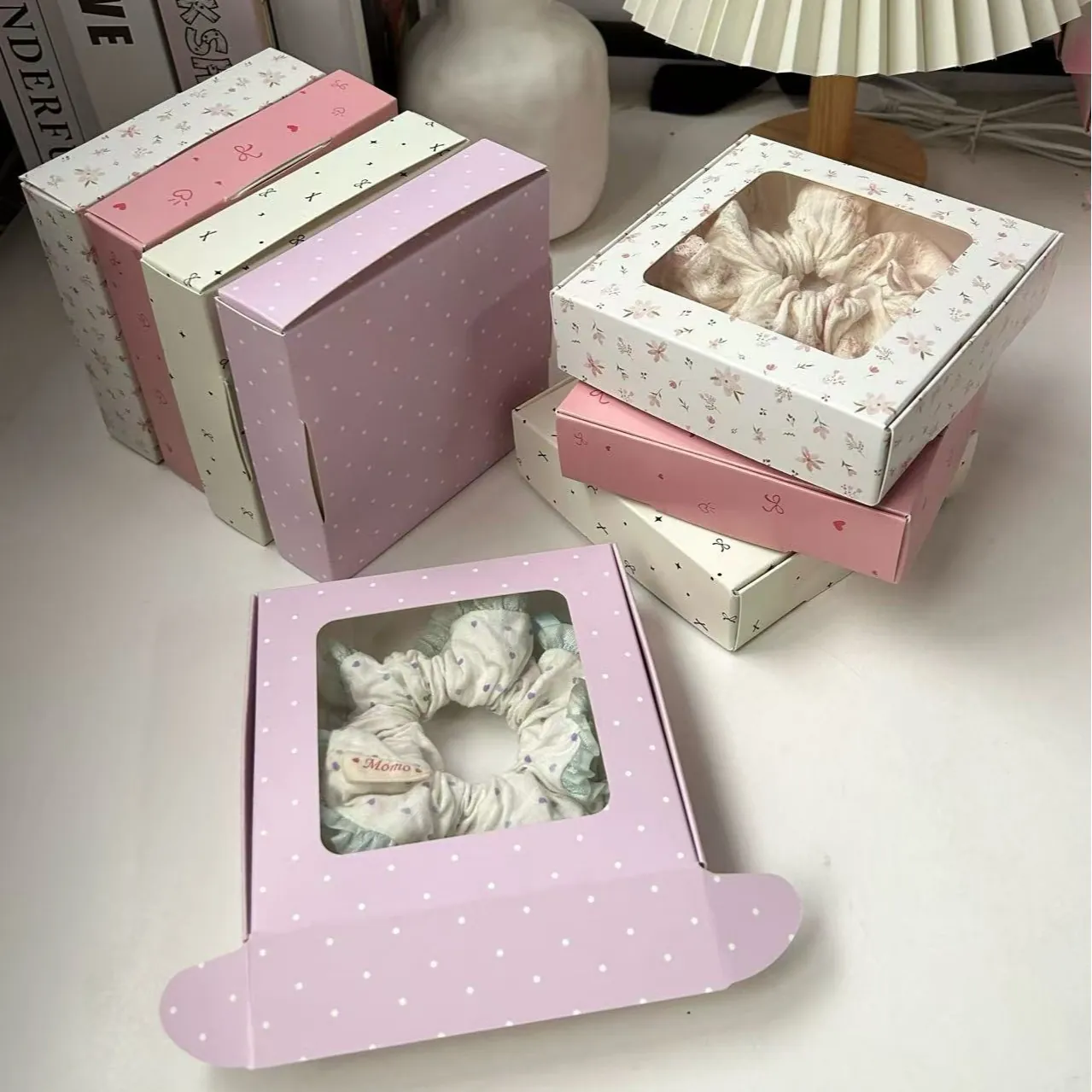 Square Cardboard Gift Box With Transparent PVC Window Floral Patterns For Jewelry Hair Accessories Packing Folding Design
