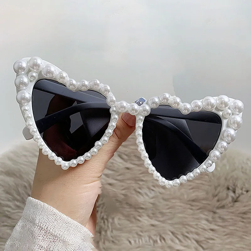 Heart Shaped Sunglasses With Faux Artificial Pearl Trim Fashion UV400 Protection Outdoor Party Eyewear For Women