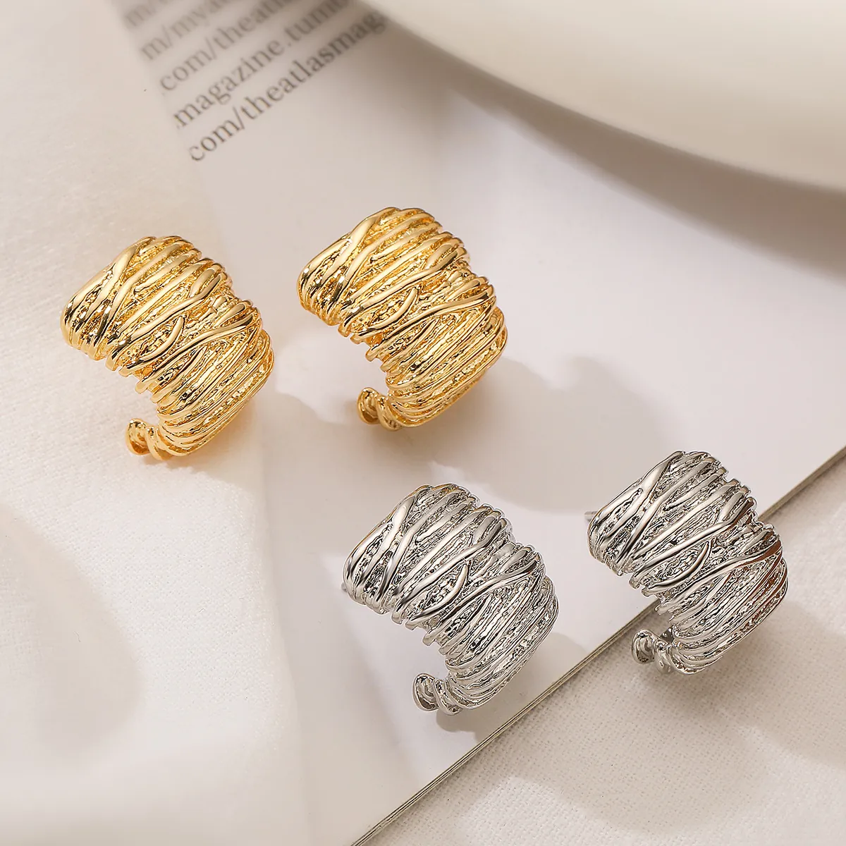 Gevouwen Geometrische Creolen Voor Vrouwen Koper Goud Zilver Verguld Gerimpeld C-Vormig Punk Minimalistische Sieraden