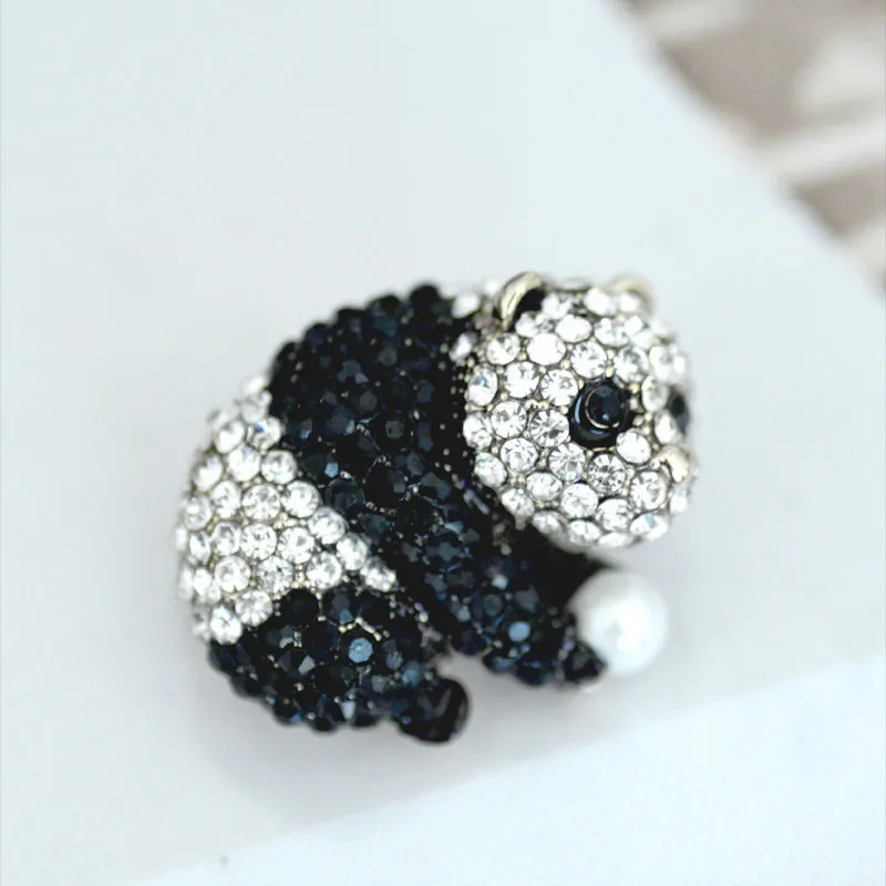 Cute Panda Animal Brooch Alloy Black White Rhinestone Encrusted With Faux Artificial Pearl Fashion Clothing Jewelry For Women
