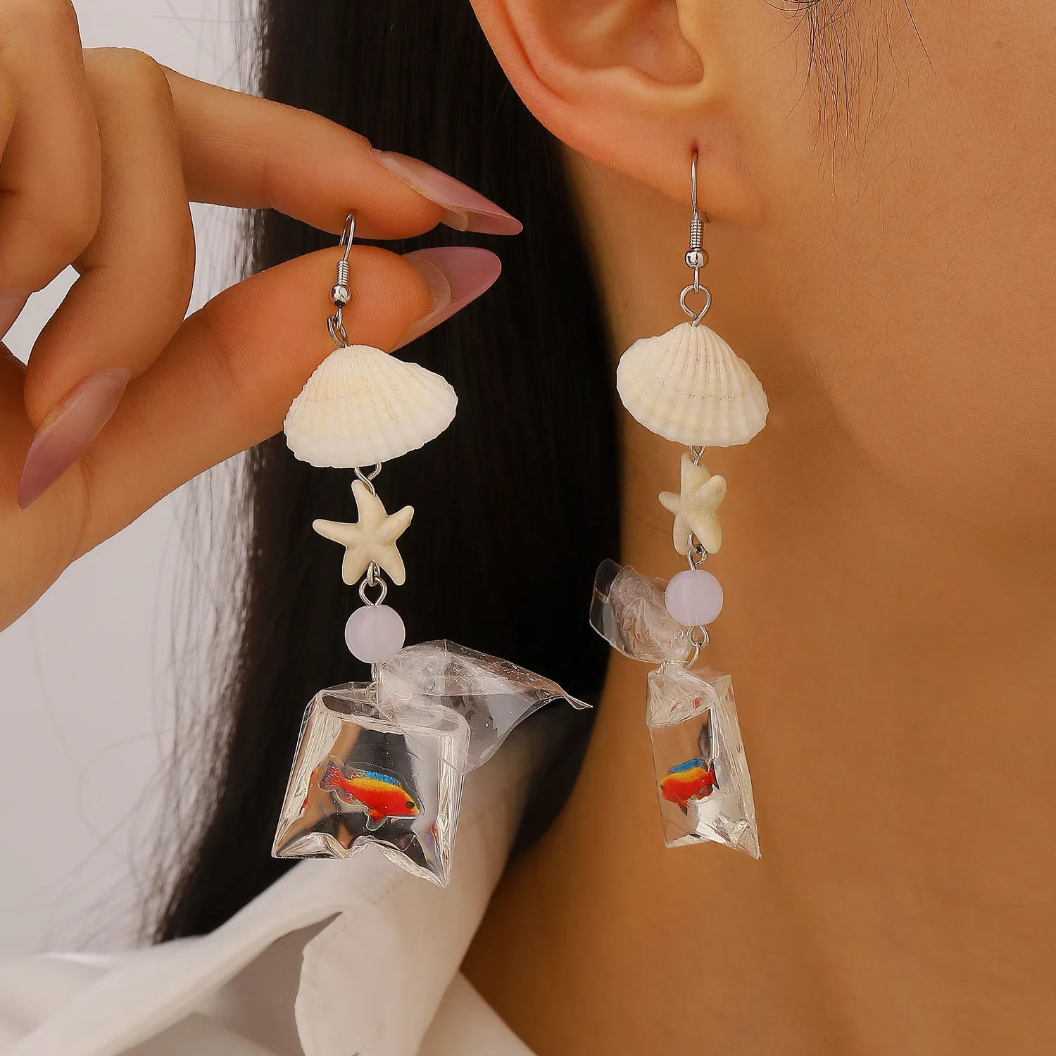 Orecchini Pendenti Creativi Fatti a Mano con Sacchetto di Pesci Tropicali e Conchiglie per Donna Gioielli da Spiaggia