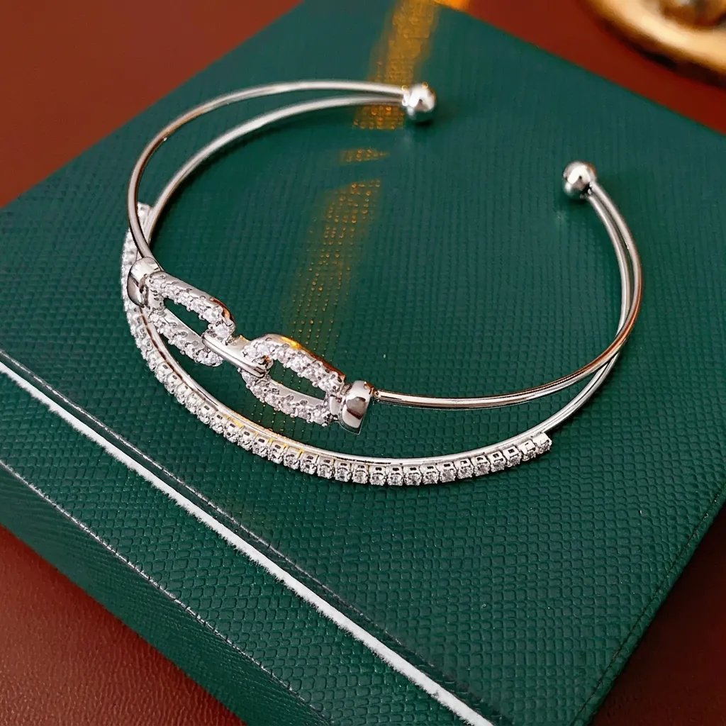 Bracelet Jonc Ouvert Double Couche Couleur Argent Avec Zirconia Chaîne Bijoux De Mode Pour Femmes Élégant