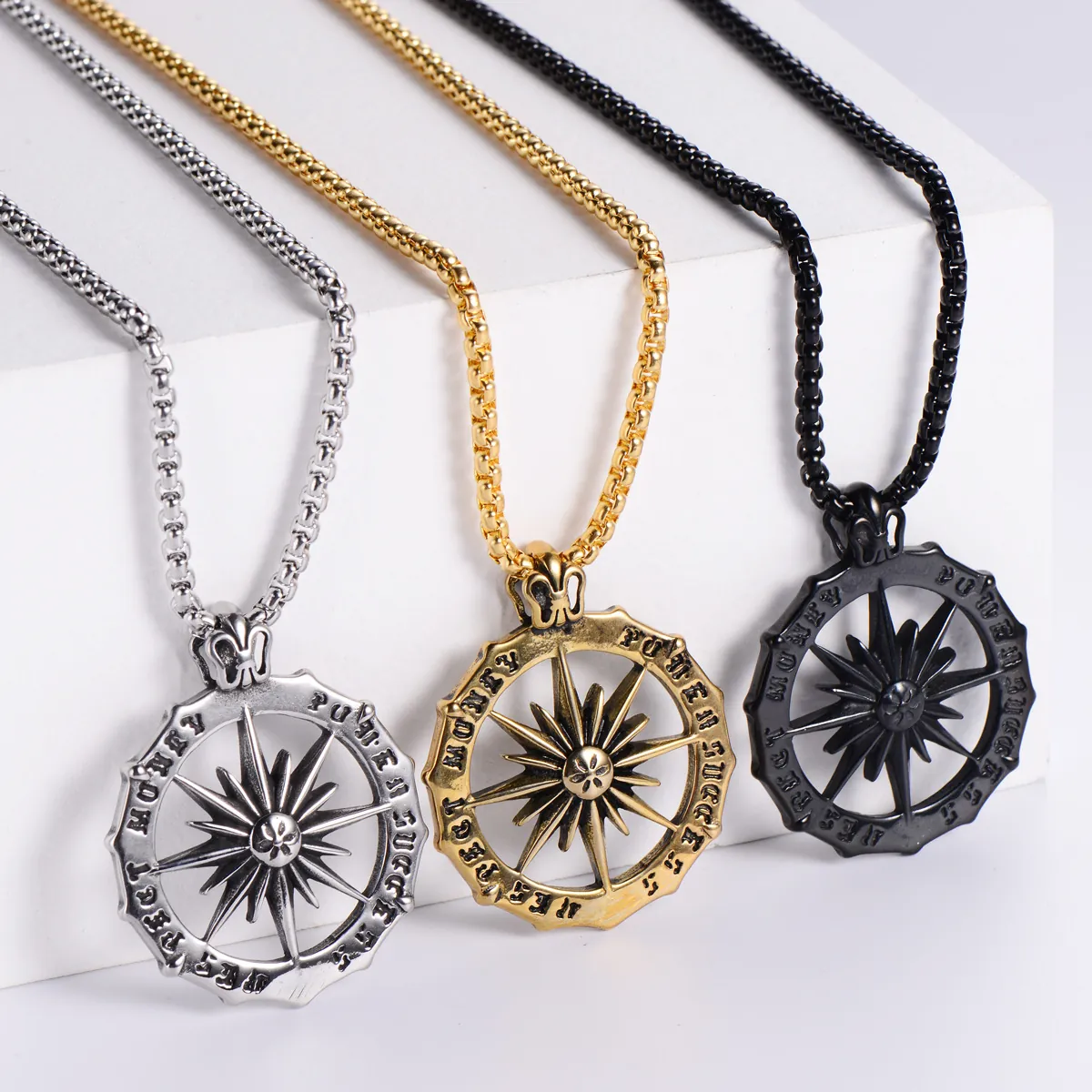 Hip Hop Sun God Compass Pendant Necklace For Men 304 Stainless Steel Gothic Punk Round Engraved Medallion Jewelry