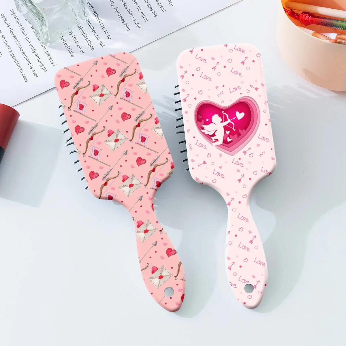 Pettine Per Capelli Con Cuscinetto D'aria Quadrato Plastica ABS Spazzola Per Messaggio Capelluto Motivo Cuore Cupido San Valentino Portatile