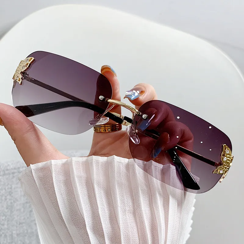 Rimless Sunglasses With Metal Butterfly Rhinestone Decoration Gradient PC Lens UV400 Protection Square Fashion Women Eyewear
